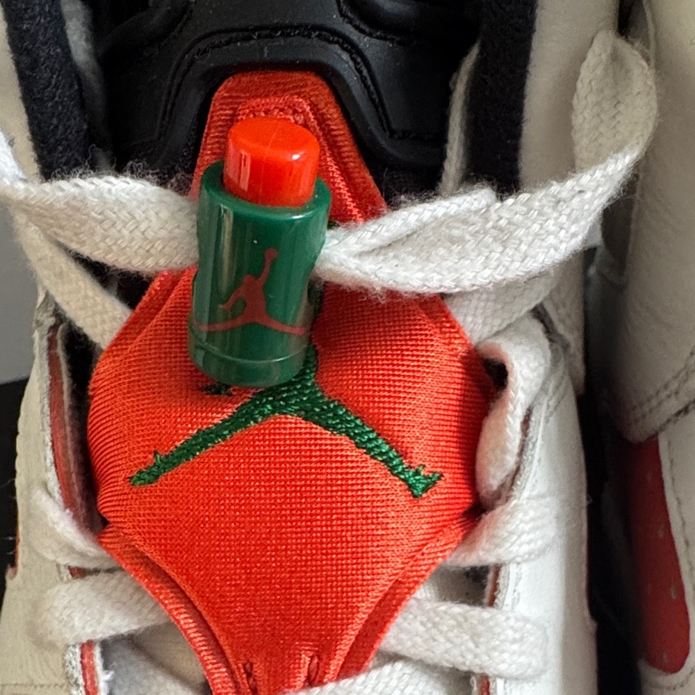 Air Jordan 6 Retro BG Kids Sneakers - Orange and White 7Y - Picture 12 of 13